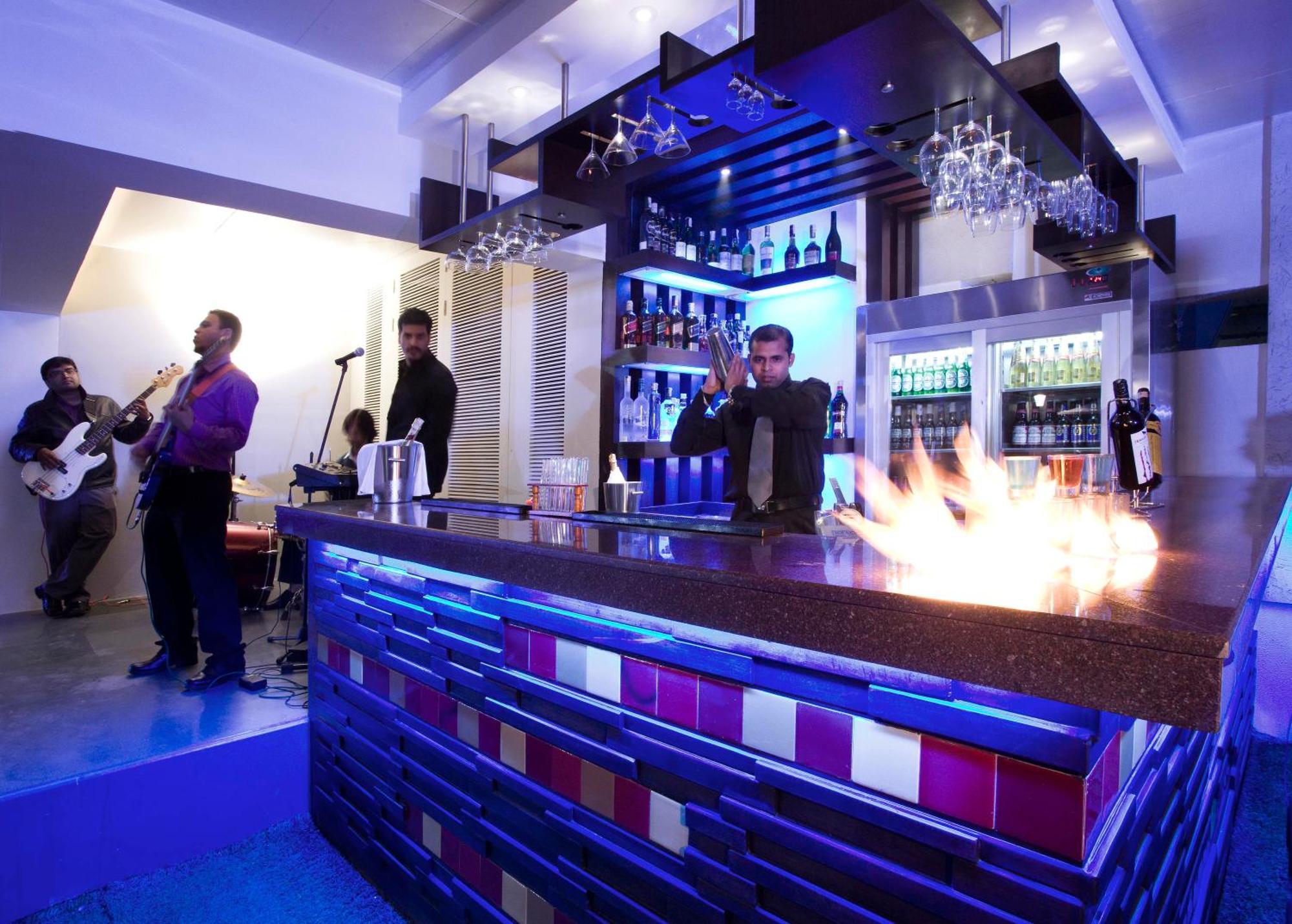 Hotel Sayaji Pune 5*