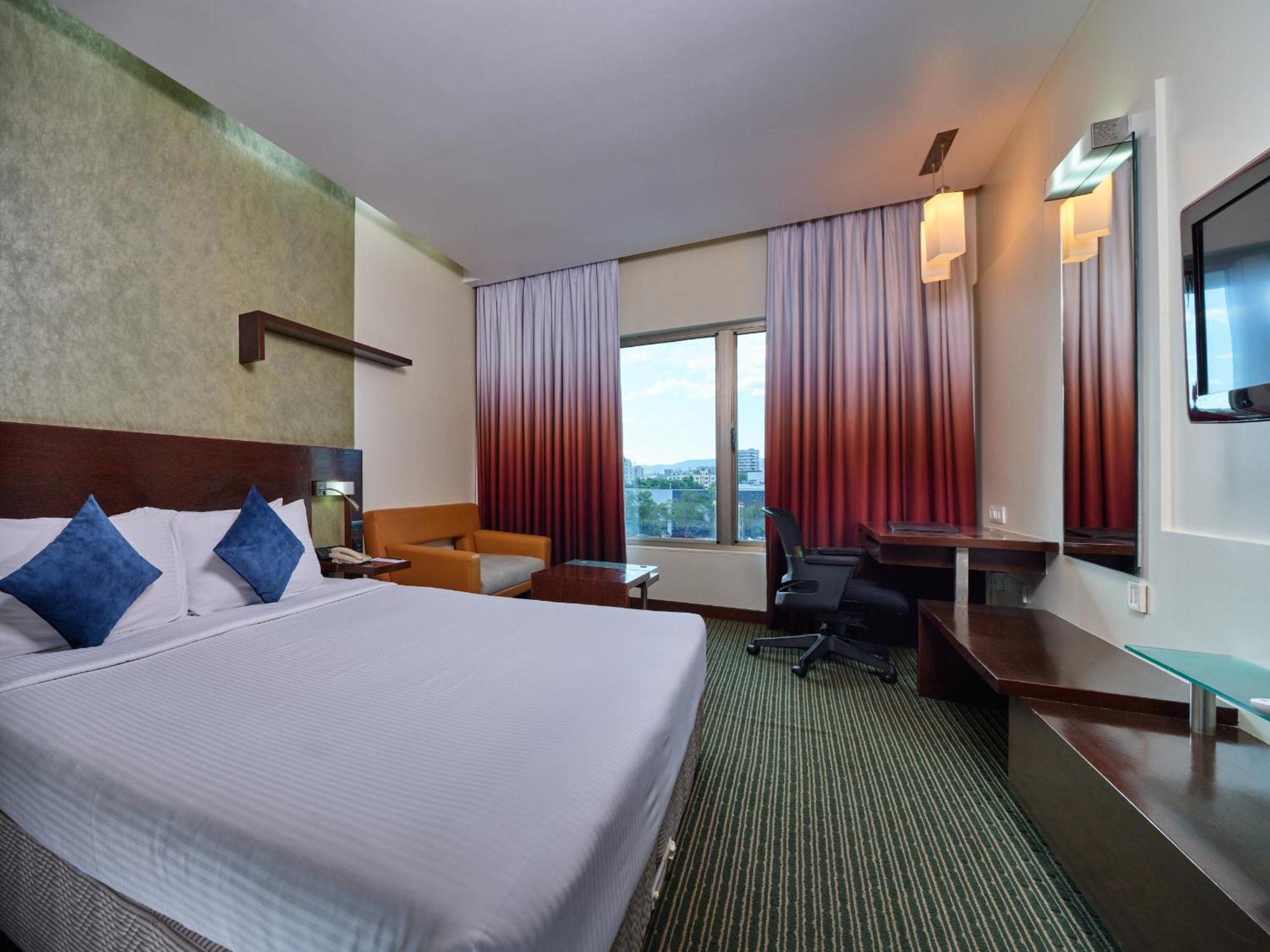 Sayaji Pune 5* Wakad